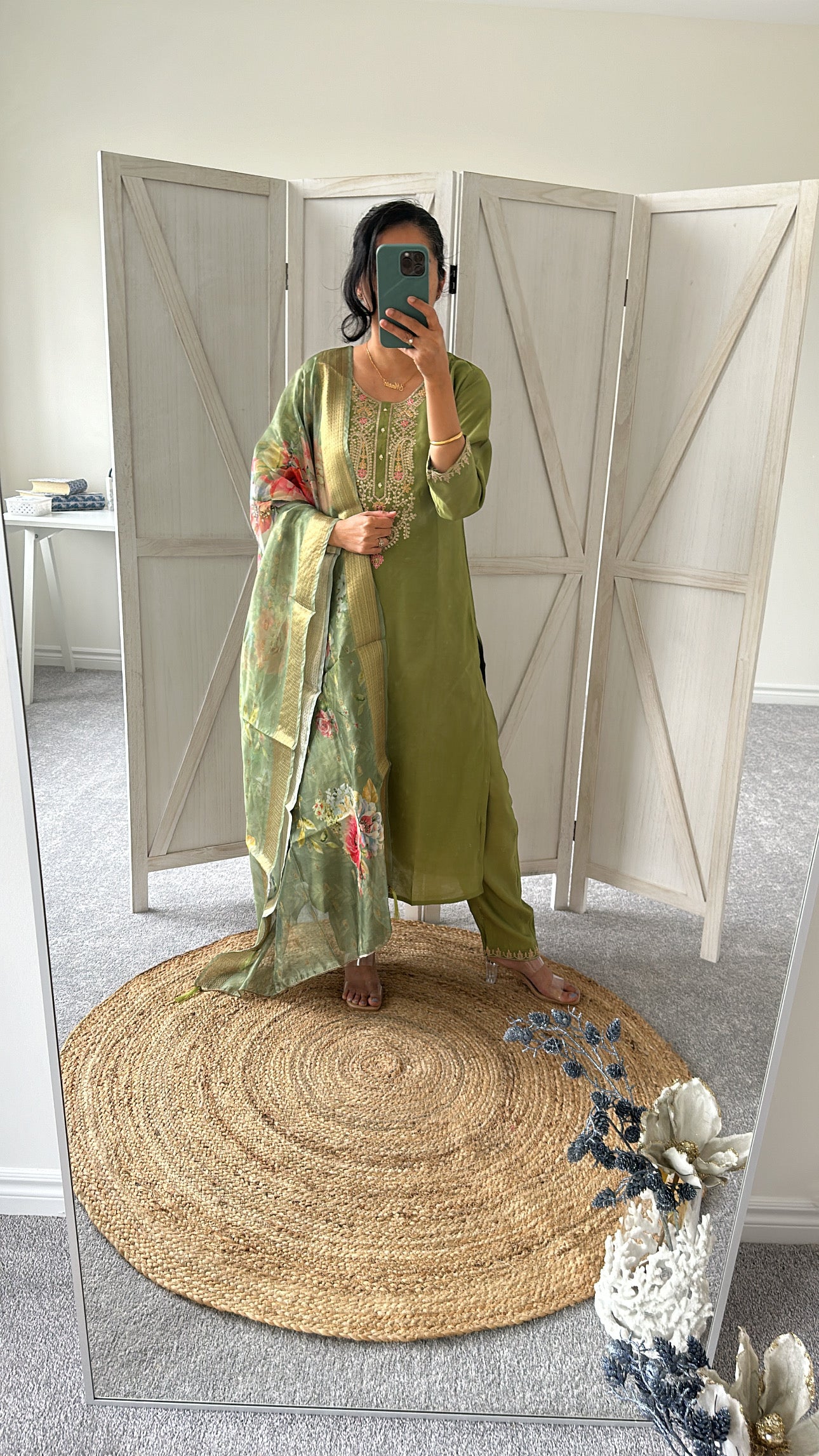 Mehndi Glow Suit