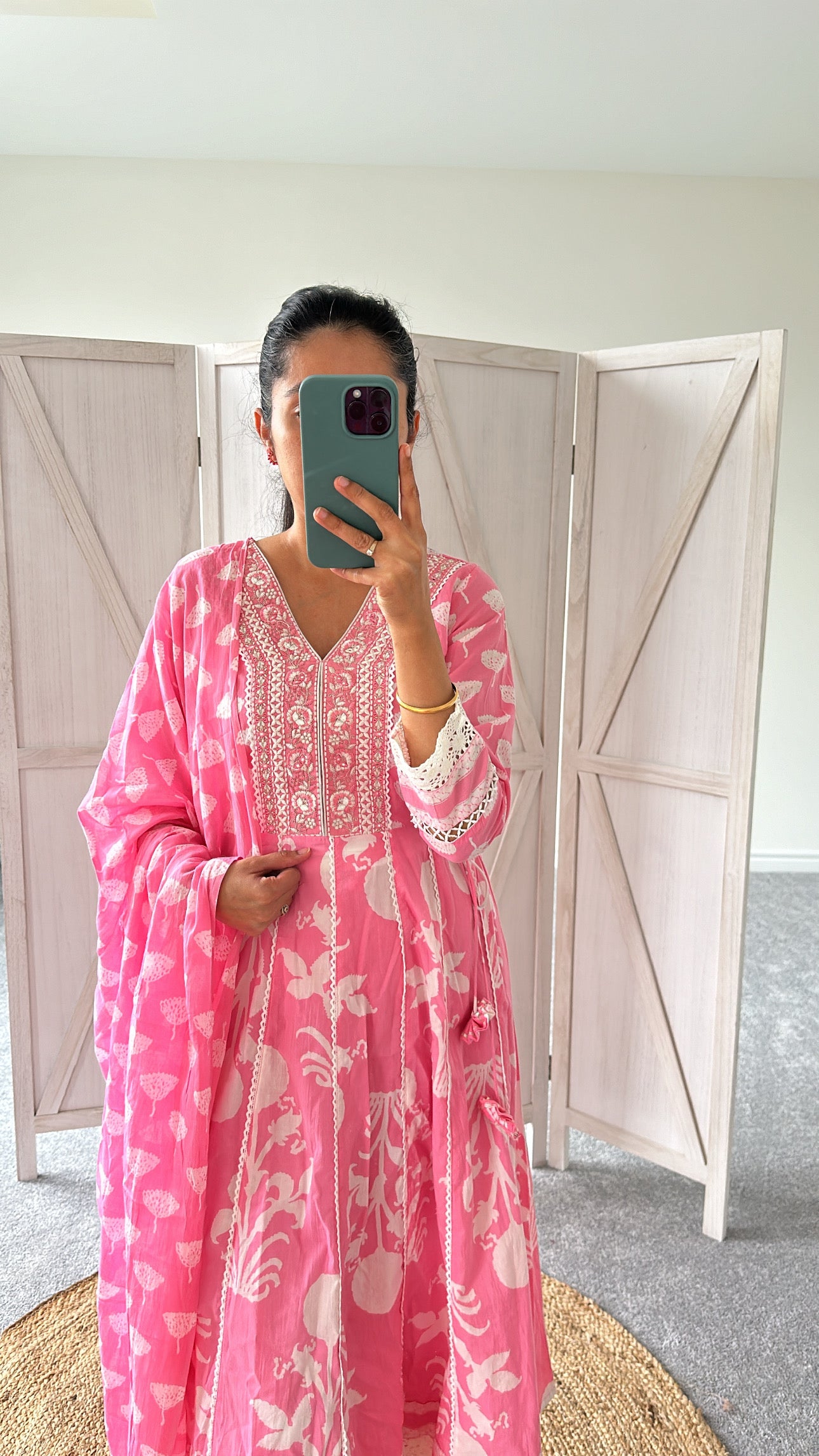 Gulabi Grace Anarkali