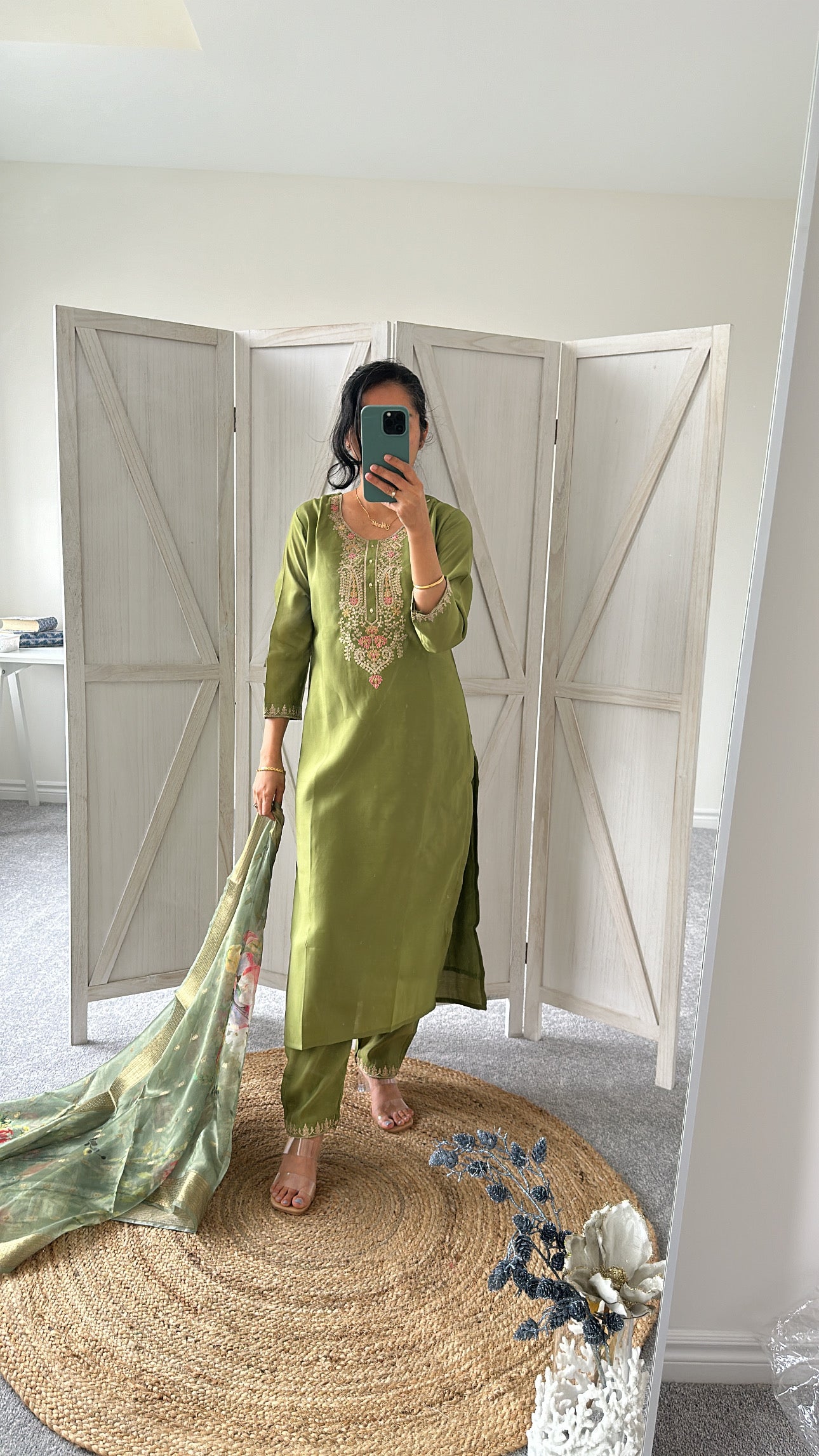 Mehndi Glow Suit